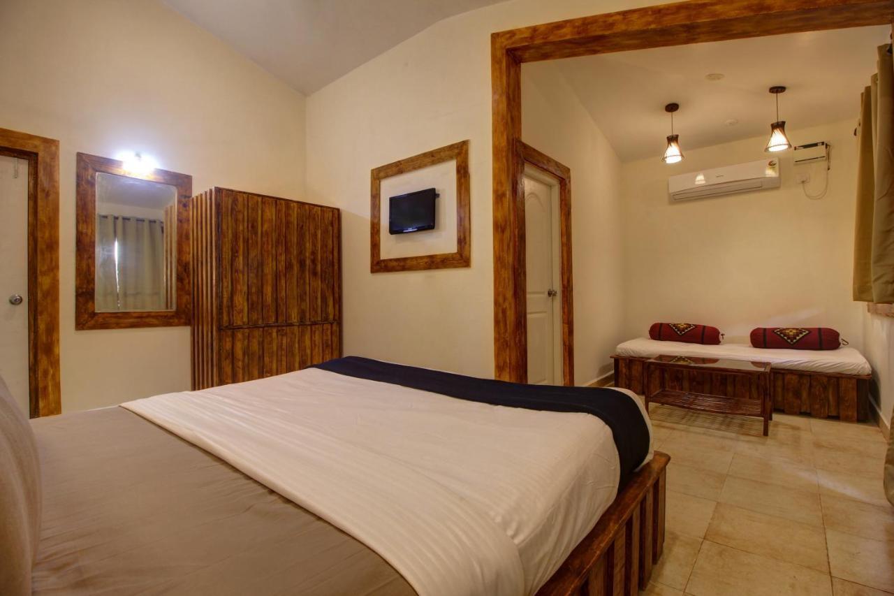Hôtel Grand Royale Palms Benaulim Extérieur photo