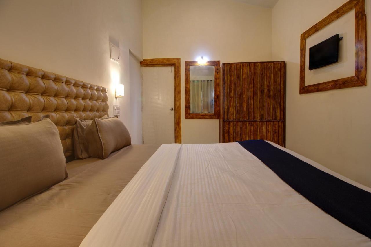 Hôtel Grand Royale Palms Benaulim Extérieur photo